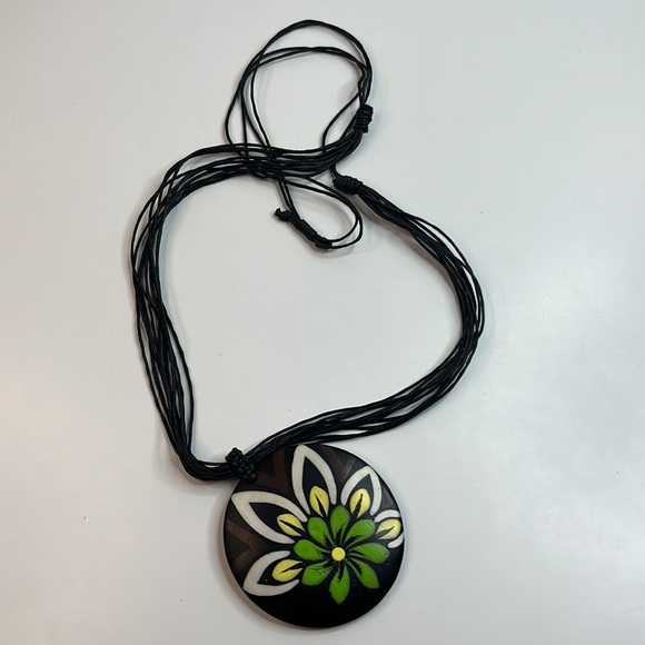 Wood Earrings Necklace Hair Comb Set - Picture 5 of 16